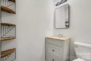 5301 Great Wagon Rd, Charlotte, NC 28215 - Photo 22