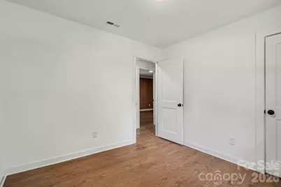 5301 Great Wagon Road, Charlotte, NC 28215 - Photo 24