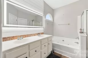 8600 Fieldcroft Dr, Charlotte, NC 28277 - Photo 18