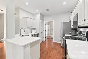 8600 Fieldcroft Dr, Charlotte, NC 28277 - Photo 10