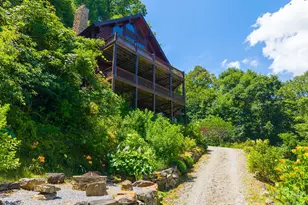 92 Falcons Peak Ln, Whittier, NC 28789 - Photo 4