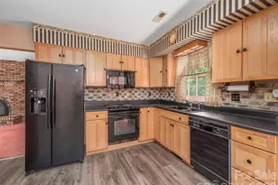 25 Laurel Park Dr, Arden, NC 28704 - Photo 6