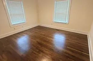 307 19th Ave NE, Hickory, NC 28601 - Photo 8