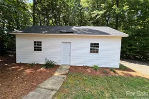 245 Jermane Rd, New London, NC 28127 - Photo 6