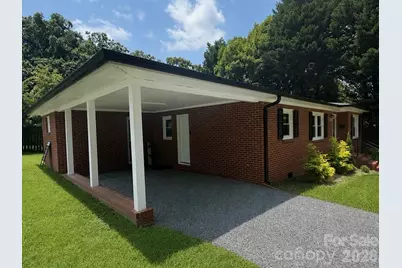 612 Brown Avenue, Albemarle, NC 28001 - Photo 2