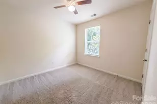3413 Winslow Dr, Charlotte, NC 28269 - Photo 10