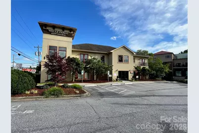 421 S Church Street, Hendersonville, NC 28792 - Photo 16