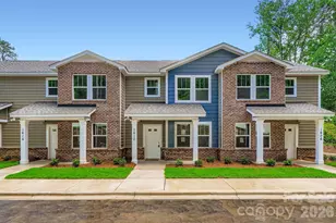 1614 Ct Brks Cir, Charlotte, NC 28212 - Photo 2