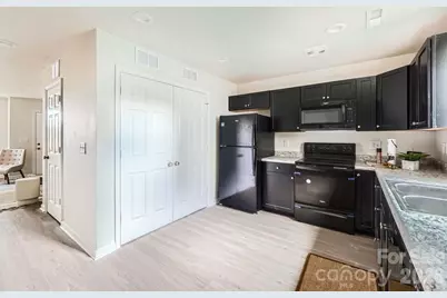 1614 Ct Brooks Circle, Charlotte, NC 28212 - Photo 14