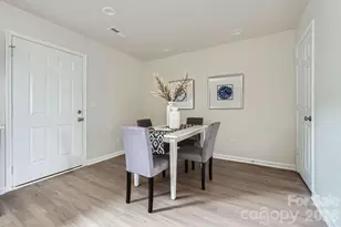 1614 Ct Brks Cir, Charlotte, NC 28212 - Photo 10