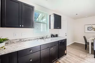 1614 Ct Brooks Circle, Charlotte, NC 28212 - Photo 16