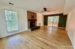 11809 Lansbury Ct, Charlotte, NC 28226 - Photo 12