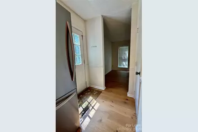 11809 Lansbury Court, Charlotte, NC 28226 - Photo 4