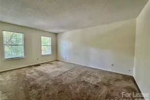 11809 Lansbury Ct, Charlotte, NC 28226 - Photo 18