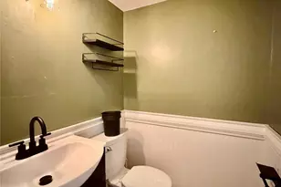 11809 Lansbury Ct, Charlotte, NC 28226 - Photo 14