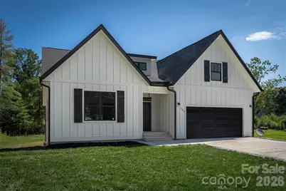 808 Maybank Drive, Hendersonville, NC 28739 - Photo 32