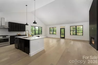 808 Maybank Drive, Hendersonville, NC 28739 - Photo 10