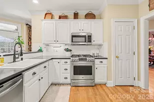 1484 Summit View Dr, Rock Hill, SC 29732 - Photo 12