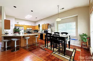 13636 Portpatrick Ln, Matthews, NC 28105 - Photo 4