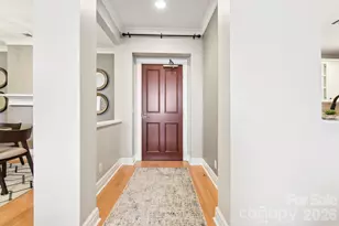 572 N Church St, Charlotte, NC 28202 - Photo 2