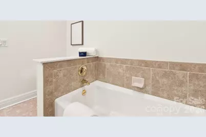 572 N Church Street, Charlotte, NC 28202 - Photo 26