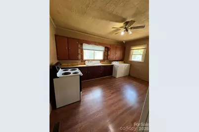 208 Bell Street, Mount Holly, NC 28120 - Photo 10