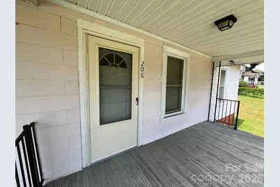 208 Bell Street, Mount Holly, NC 28120 - Photo 2