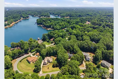 202 Indian Trail, Mooresville, NC 28117 - Photo 48