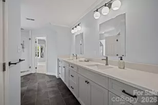 105 Welwyn Ln, Asheville, NC 28805 - Photo 32