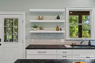 105 Welwyn Ln, Asheville, NC 28805 - Photo 22