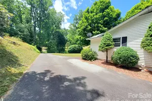 886 Hanging Rock Rd, Spruce Pine, NC 28777 - Photo 8