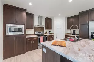 1940 Eastbrook Cir, Morganton, NC 28655 - Photo 8