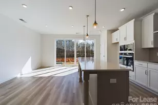 15337 Ballancroft Pkwy, Charlotte, NC 28277 - Photo 8