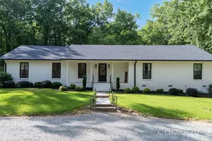 215 Ridgewood Dr, Monroe, NC 28112 - Photo 1
