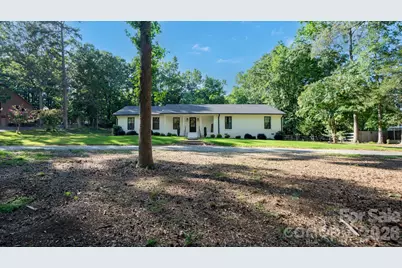 215 Ridgewood Drive, Monroe, NC 28112 - Photo 2