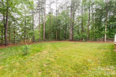 12819 Matisse Lane, Charlotte, NC 28215 - Photo 16