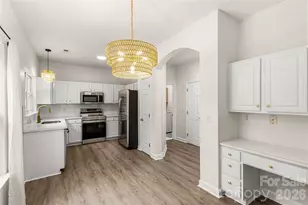 12819 Matisse Ln, Charlotte, NC 28215 - Photo 26