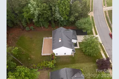 12819 Matisse Lane, Charlotte, NC 28215 - Photo 2