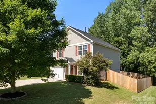 1429 River Run Rd, Lowell, NC 28098 - Photo 2