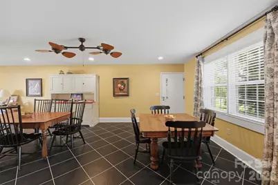 1670 Southwest Boulevard, Newton, NC 28658 - Photo 10