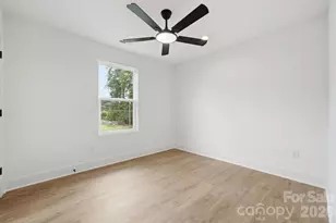 1735 Byrum St, Charlotte, NC 28216 - Photo 28