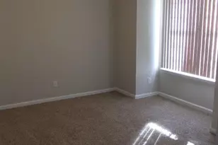 8488 Chaceview Ct, Charlotte, NC 28269 - Photo 2