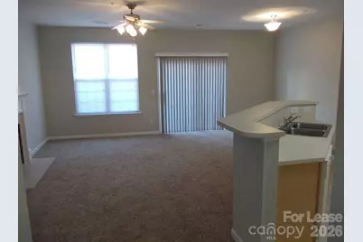 8488 Chaceview Court, Charlotte, NC 28269 - Photo 4