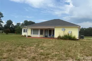 1038 Steel Bridge Rd, Mooresboro, NC 28114 - Photo 2