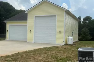 1038 Steel Bridge Rd, Mooresboro, NC 28114 - Photo 6