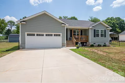 4164 S Olivers Cross Road, Newton, NC 28658 - Photo 2