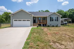 4164 S Olivers Cross Rd, Newton, NC 28658 - Photo 4