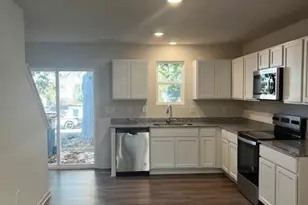 119 Villa Ln, Lincolnton, NC 28092 - Photo 6