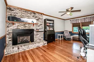 734 Willow Ln, Harrisburg, NC 28075 - Photo 4