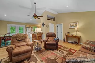 2916 Blanton Branch Rd, Sylva, NC 28779 - Photo 12